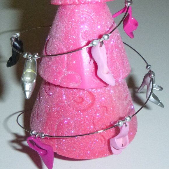 Hallmark Keepsake Ornament-Barbie Pink Tree - Picture 6 of 6
